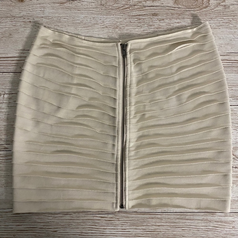 Urban Outfitters Cream Cocoon Mini Skirt SzL